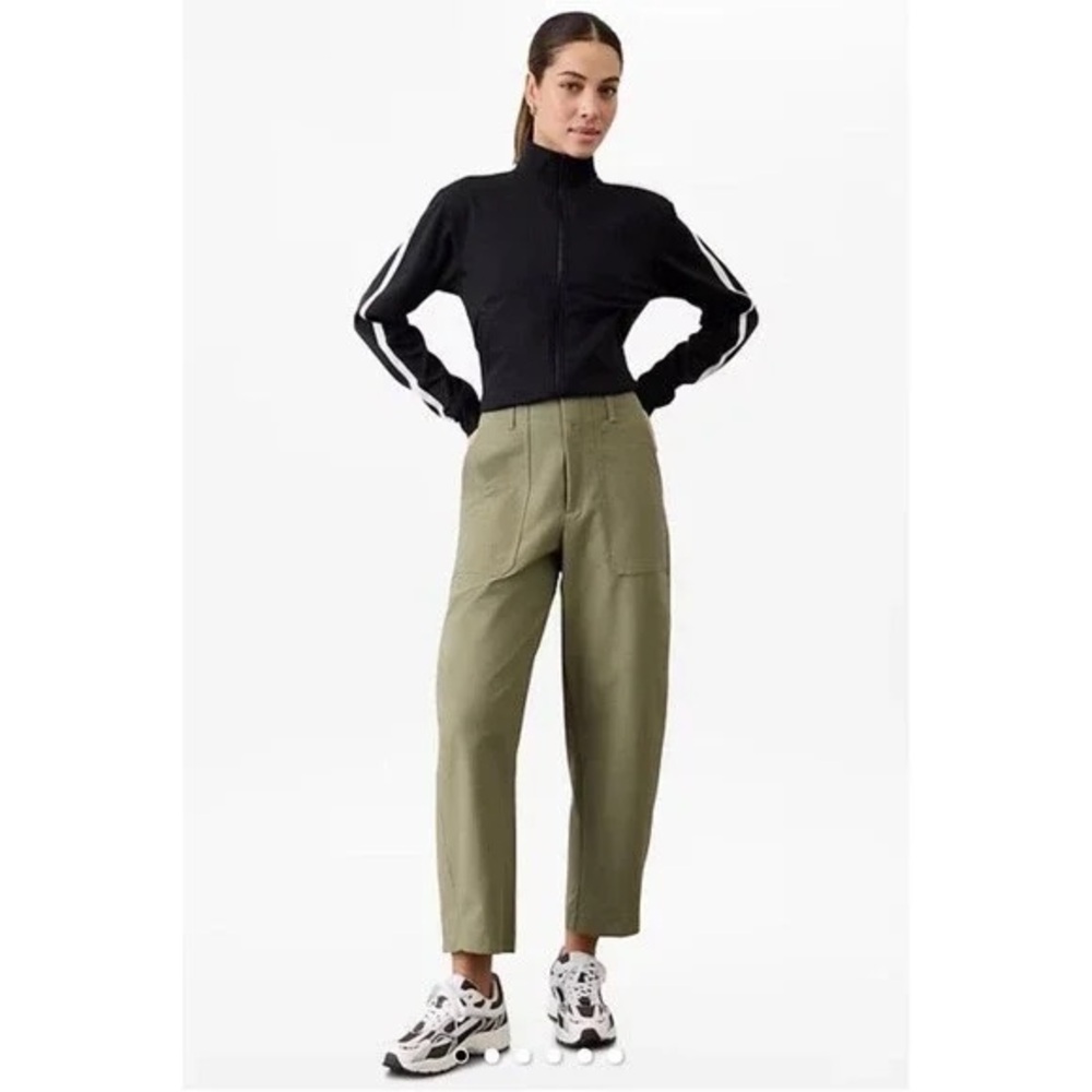 Athleta Skyline High Rise Barrel Leg Pant 14